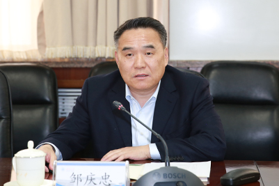 山东高速集团党委书记董事长邹庆忠一行来校访问交流
