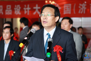 济南大学副校长蔡先金