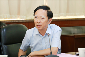 《文史哲》主编王学典