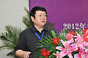 济南大学副校长韩宏致辞