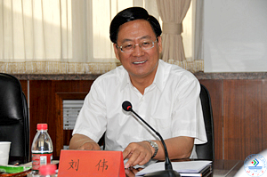 中共山东省委副书记、省委学习实践活动领导小组常务副组长刘伟