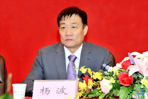 济南大学杨波副校长