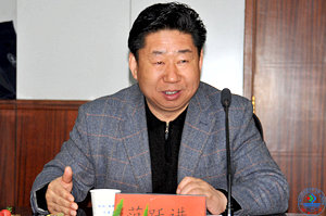 济南大学党委书记范跃进亲切会见山东经济学院党委书记张体勤一行