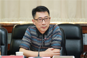 《高等学校文科学术文摘》杂志社社长姚申